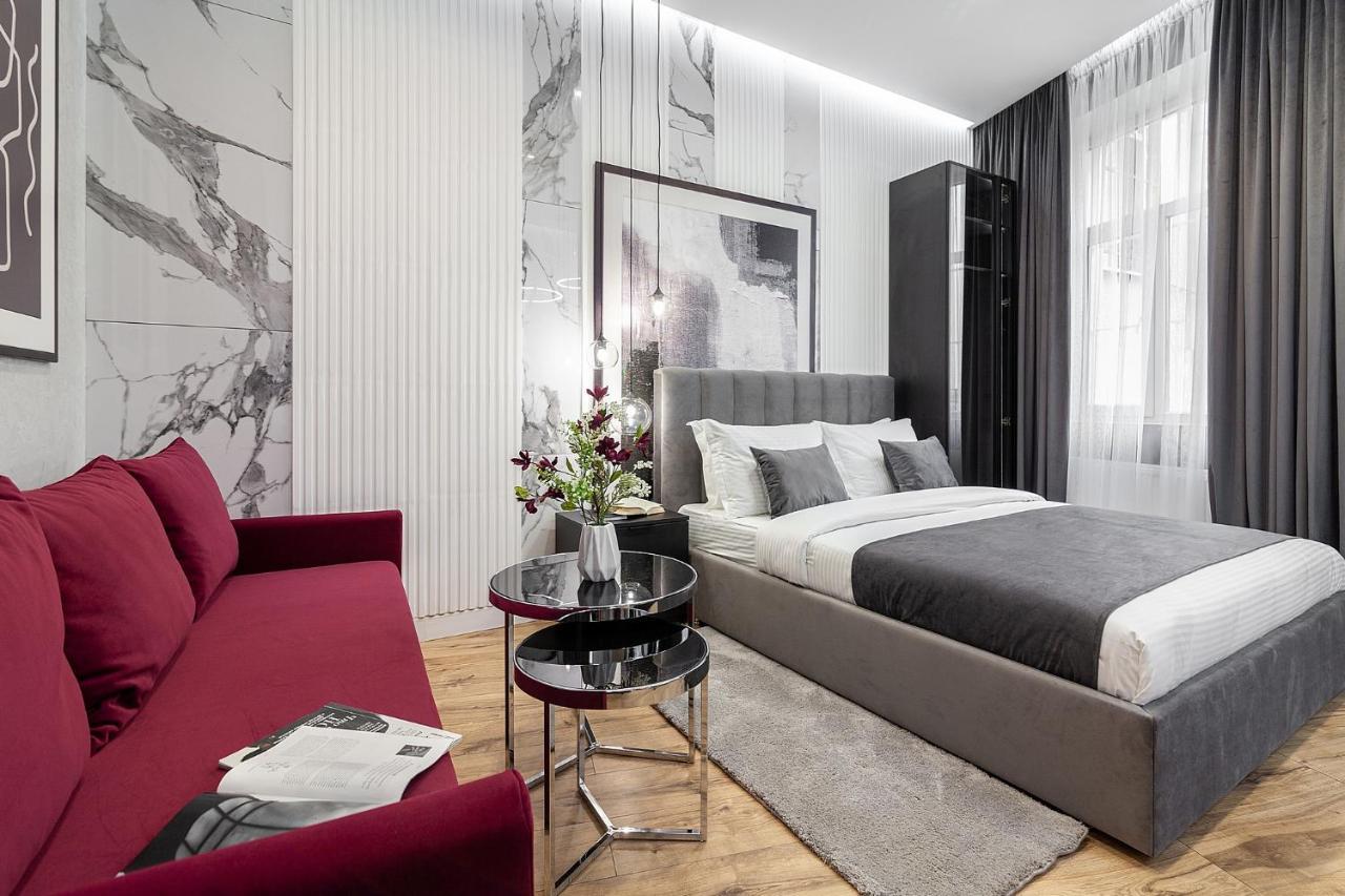 Lovely Apartment On Drahomanova Street ลวีฟ ภายนอก รูปภาพ
