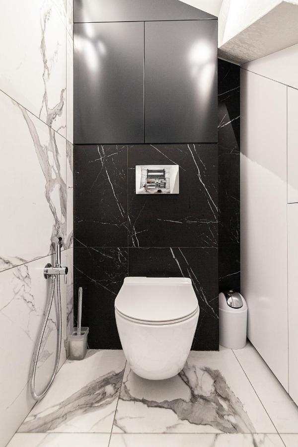 Lovely Apartment On Drahomanova Street ลวีฟ ภายนอก รูปภาพ