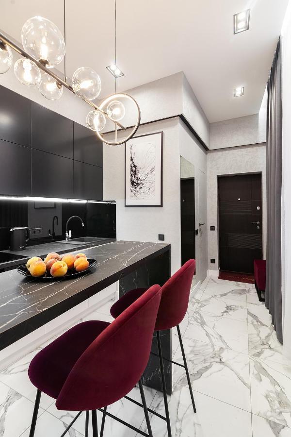 Lovely Apartment On Drahomanova Street ลวีฟ ภายนอก รูปภาพ