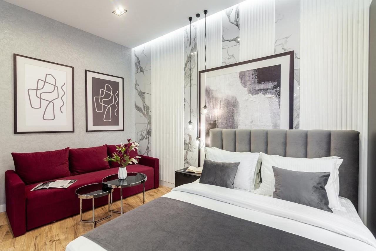 Lovely Apartment On Drahomanova Street ลวีฟ ภายนอก รูปภาพ