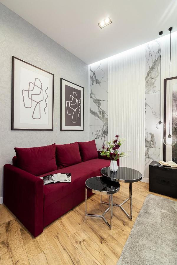 Lovely Apartment On Drahomanova Street ลวีฟ ภายนอก รูปภาพ