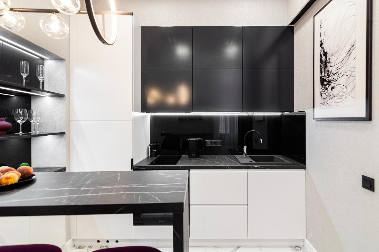 Lovely Apartment On Drahomanova Street ลวีฟ ภายนอก รูปภาพ