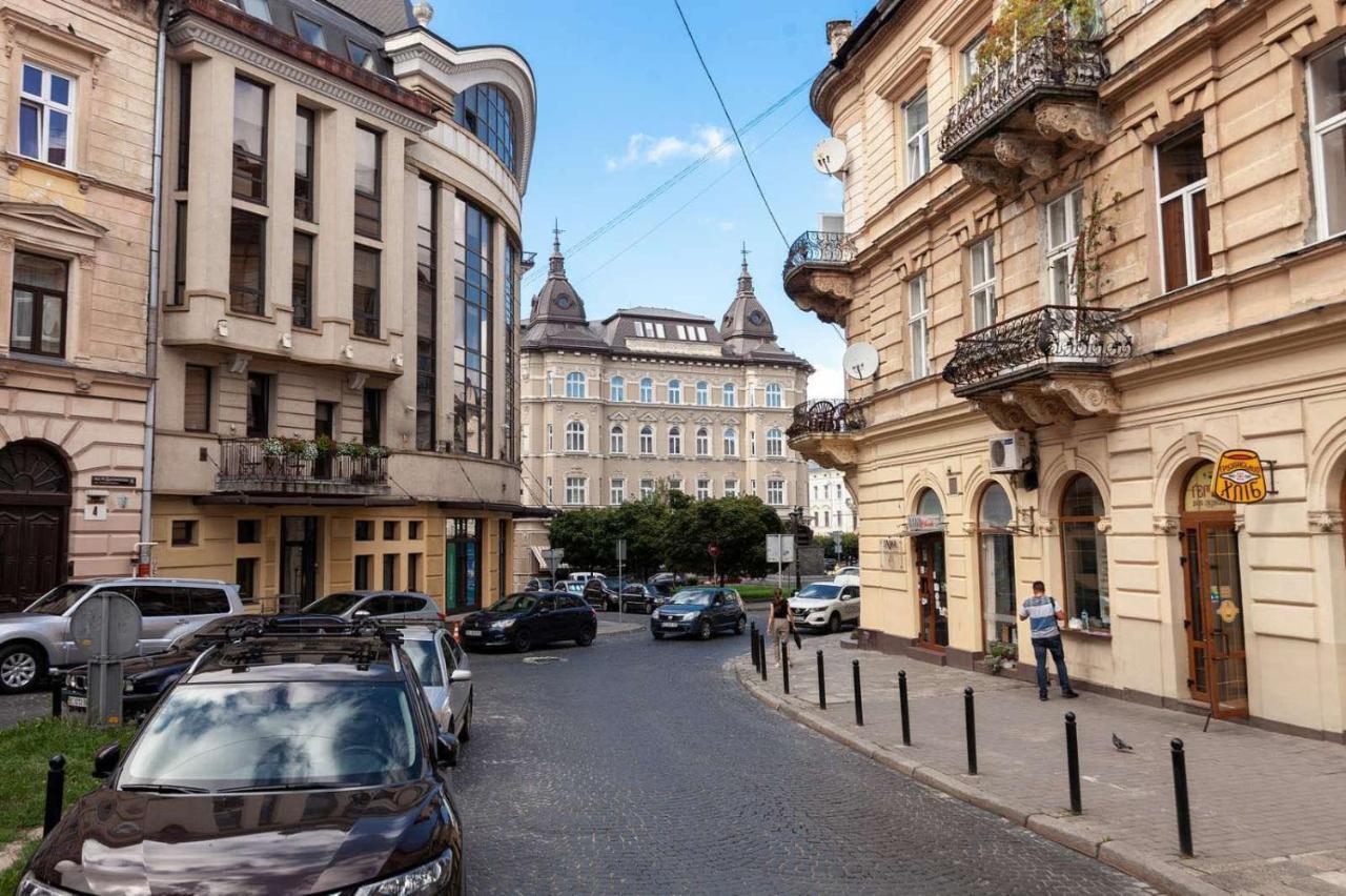 Lovely Apartment On Drahomanova Street ลวีฟ ภายนอก รูปภาพ
